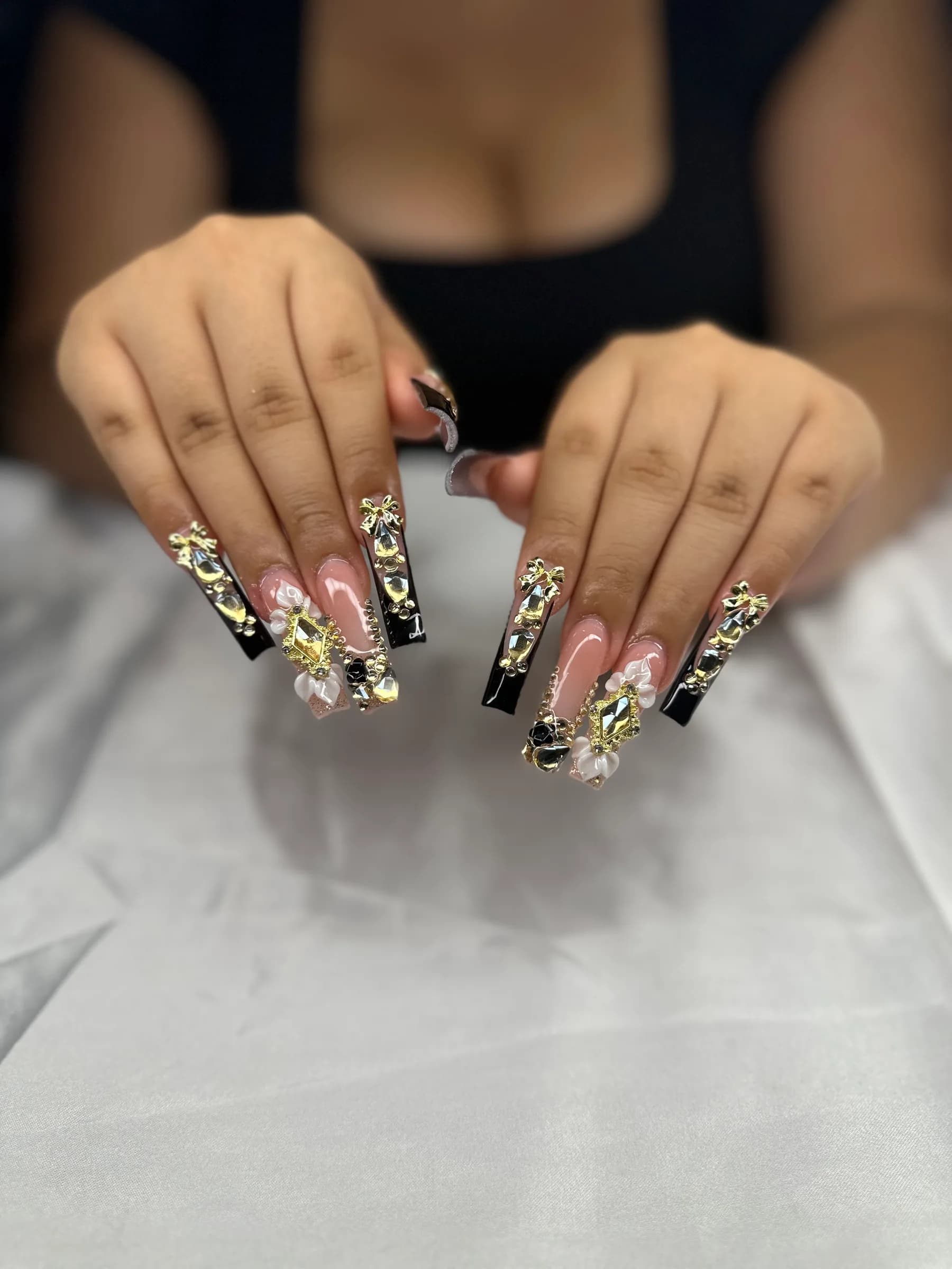 Glitz & Glamour Studio banner