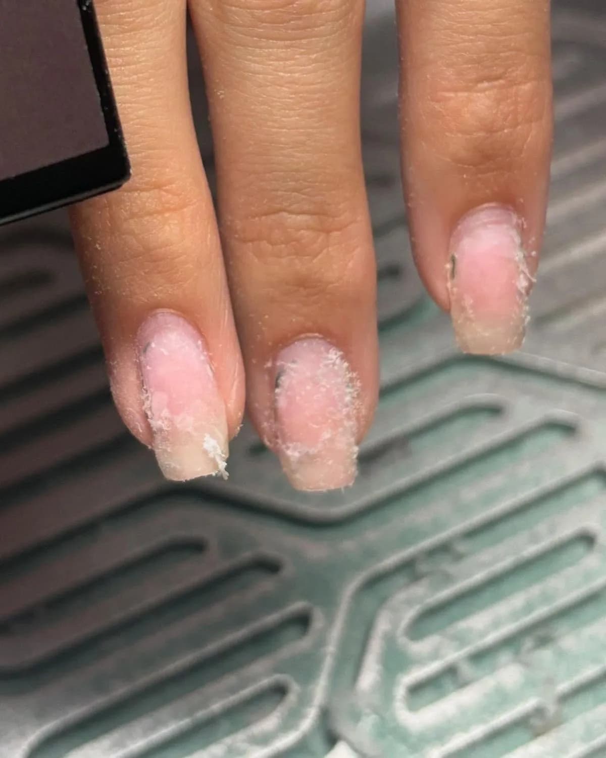 Foreign Soak Off at Glitz & Glamour Studio in Vista, CA